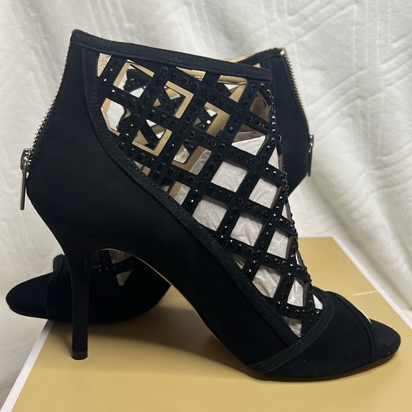 Michael Kors Yvonne Open Toe Bootie - Picture 3 of 7